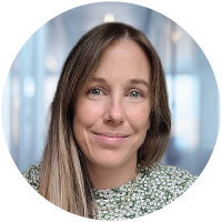 Lindsay Krompholc Headshot